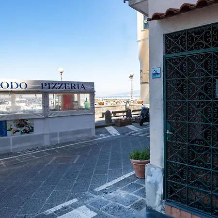Dom wakacyjny Casa Mariarosa - Seaside With Balcony *